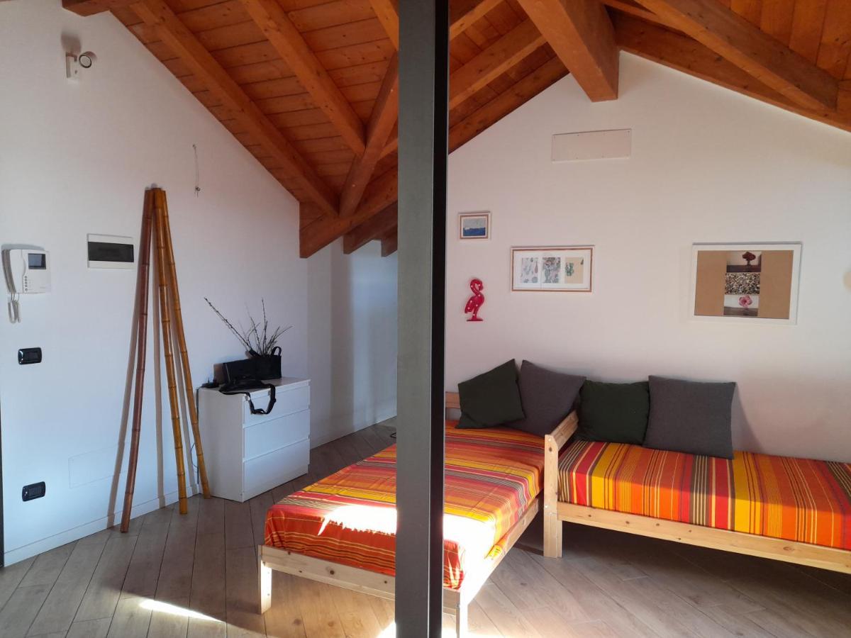 A Casa Di Sole Apartment Arese Exterior photo